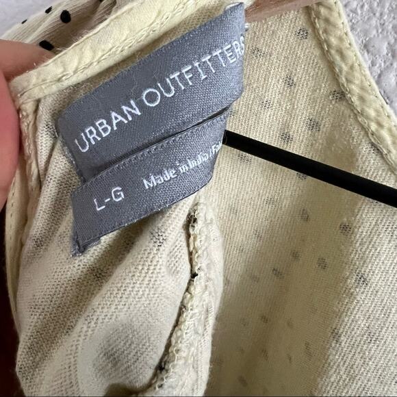 Urban Outfitters Pale Yellow Polka Dot Tie Open Back Peplum Top Large - Picture 10 of 10